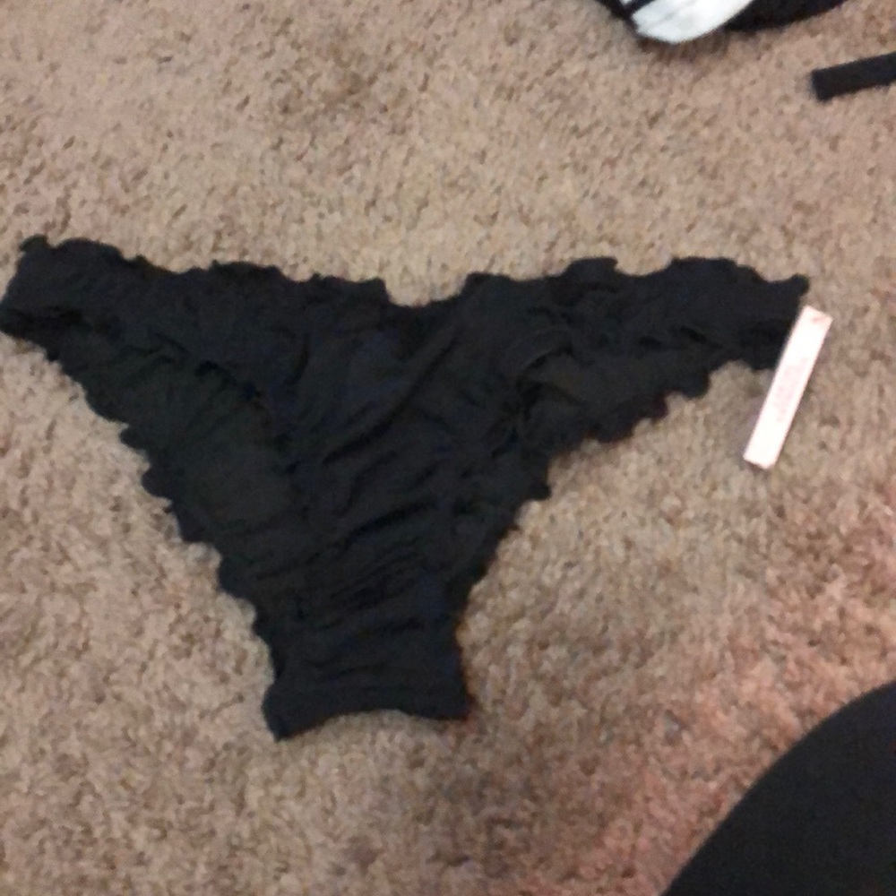 Brand new Victoria’s Secret bikini bottom
